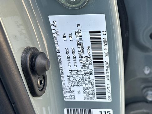 Used 2023 Toyota Tacoma TRD Sport RWD image 28