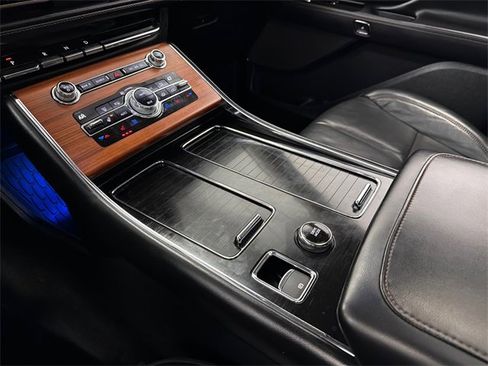 Used 2020 Lincoln Aviator Grand Touring w/ Elements Package Plus image 34