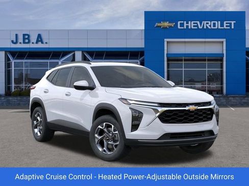 New 2026 Chevrolet Trax LT w/ Sunroof Package image 7