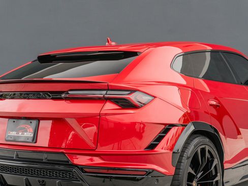 Used 2023 Lamborghini Urus S AWD/4WD image 42