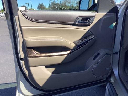 Used 2015 GMC Yukon SLT w/ Open Road Package image 8