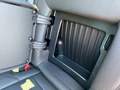 New 2025 GMC Sierra 2500 SLT w/ SLT Premium Package image 10