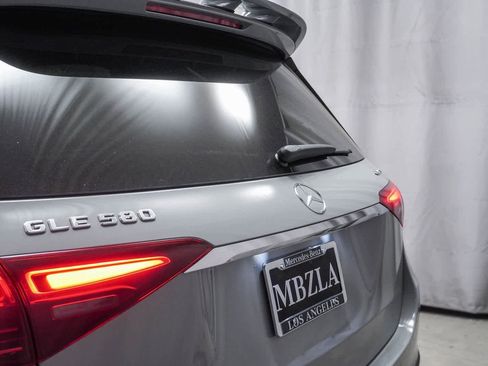 New 2025 Mercedes-Benz GLE 580 4MATIC image 12