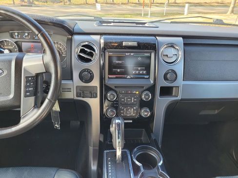 Used 2014 Ford F150 Limited image 18