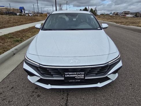 New 2026 Hyundai Elantra Blue image 8