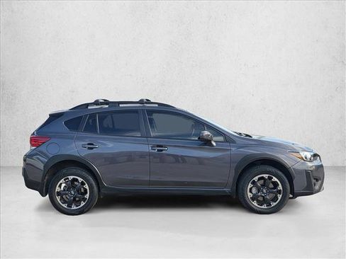 Used 2021 Subaru Crosstrek 2.0i Premium w/ Moonroof Package image 4
