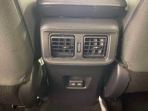 Used 2023 Toyota RAV4 XLE FWD image 12