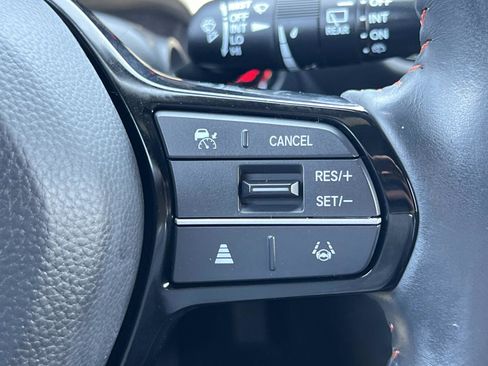 Used 2024 Honda HR-V Sport image 10