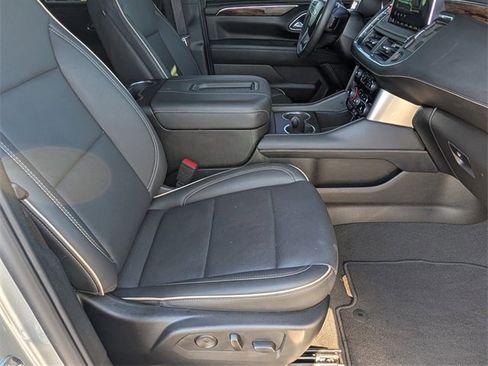 Used 2024 Chevrolet Tahoe Premier w/ Premium Package 2 image 28