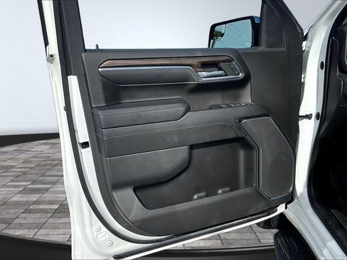 Used 2023 Chevrolet Silverado 1500 LT RWD image 22