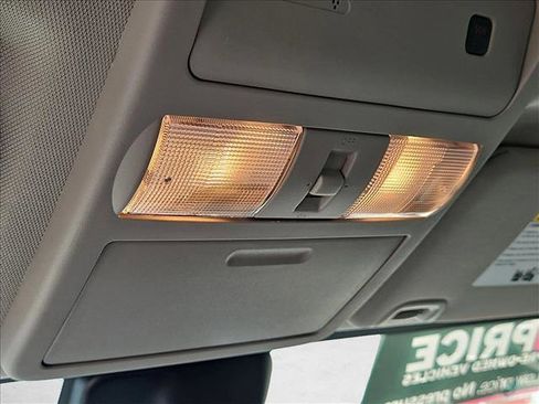 Used 2025 Nissan Frontier S image 20