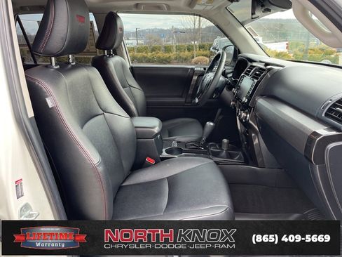 Used 2020 Toyota 4Runner Venture image 27