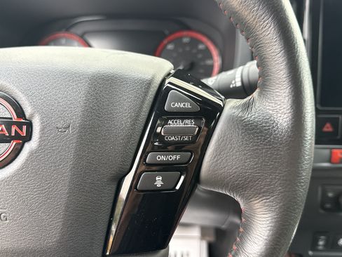 Used 2025 Nissan Frontier PRO-4X w/ Pro Convenience Package AWD/4WD image 18