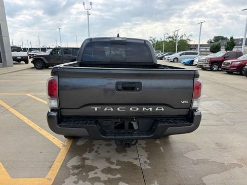 Used 2023 Toyota Tacoma TRD Sport RWD image 5