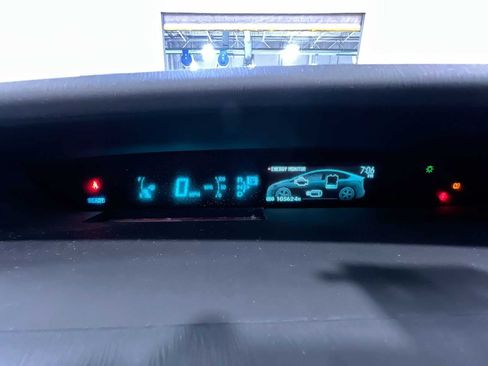 Used 2012 Toyota Prius Four FWD image 22