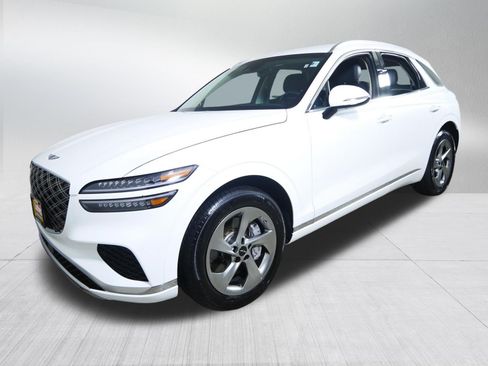Certified 2026 Genesis GV70 2.5T AWD/4WD image 3