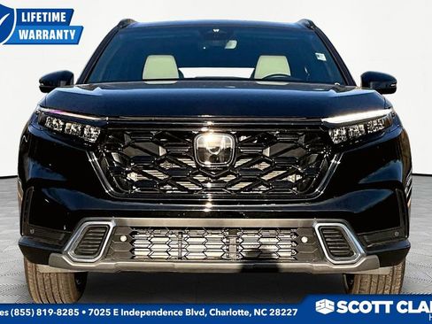 Used 2025 Honda CR-V Sport Touring image 2