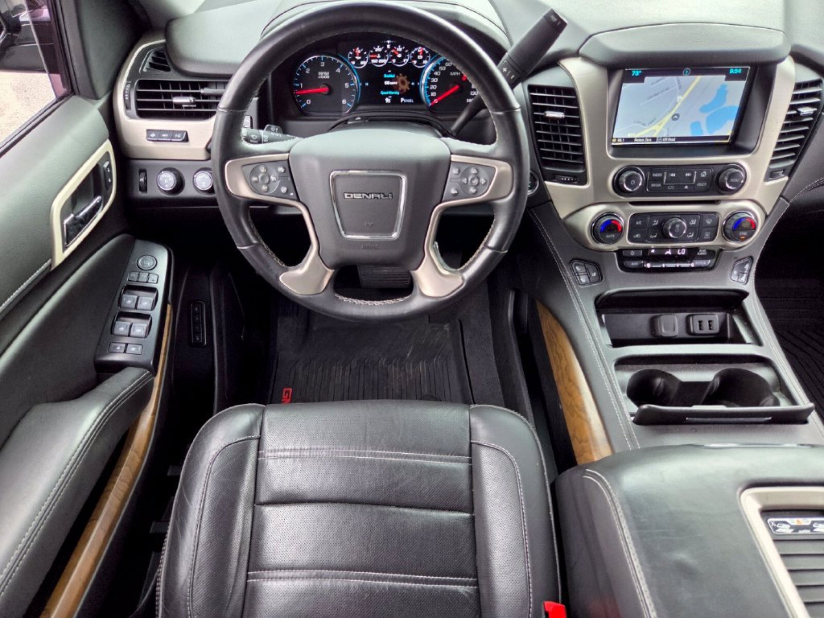 Used 2020 GMC Yukon Denali w/ Open Road Package AWD/4WD image 12