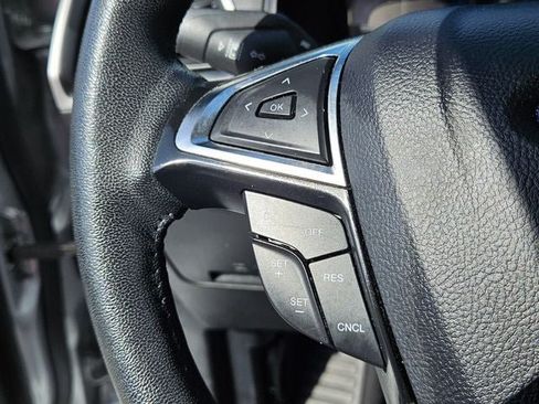 Used 2024 Ford Edge SEL AWD/4WD image 31