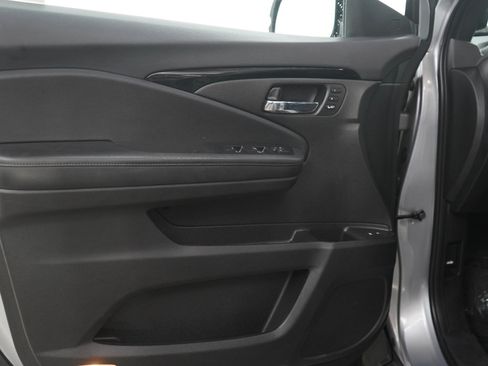 Used 2021 Honda Passport Elite image 19