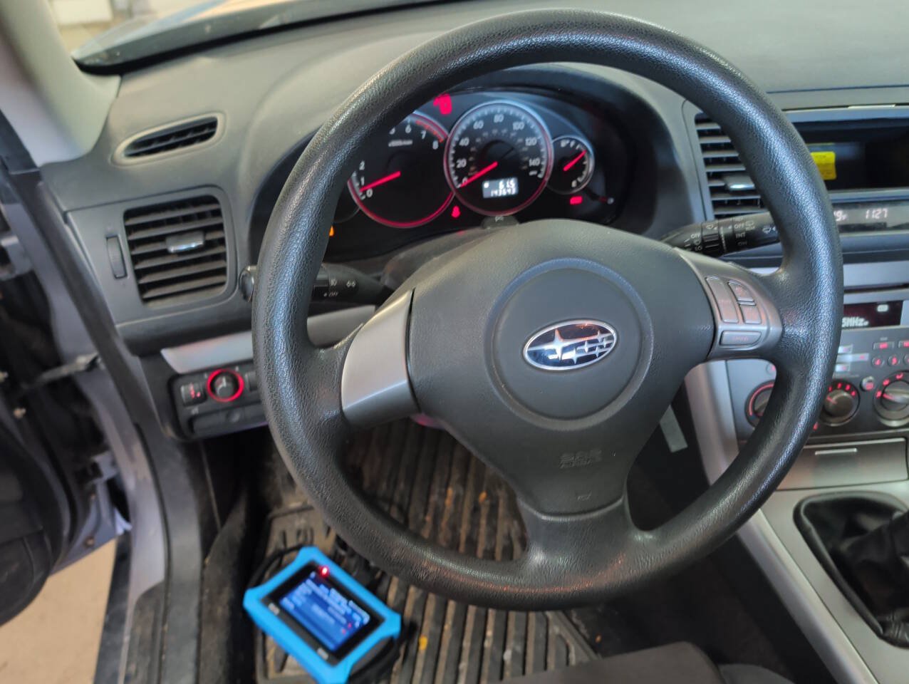 Used 2008 Subaru Outback 2.5i AWD/4WD image 32