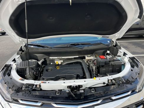 Used 2025 Chevrolet Equinox LT image 31