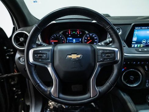 Used 2020 Chevrolet Blazer LT image 17