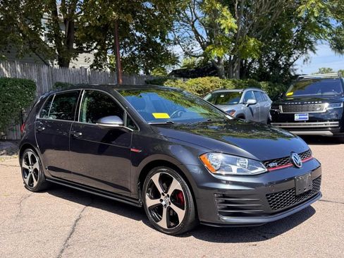 Used 2017 Volkswagen GTI S FWD image 8