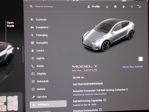 Used 2022 Tesla Model Y Performance image 27