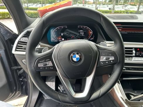 Used 2021 BMW X5 xDrive40i w/ Convenience Package AWD/4WD image 14