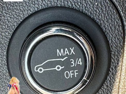 Used 2022 GMC Acadia SLE w/ Driver Convenience Package FWD image 33