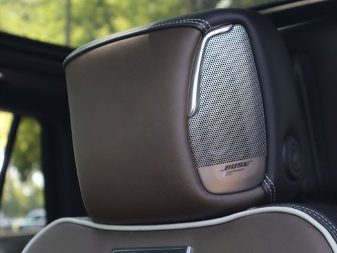 Used 2026 GMC Yukon Denali Ultimate w/ LPO, Floor Liner Package AWD/4WD image 27