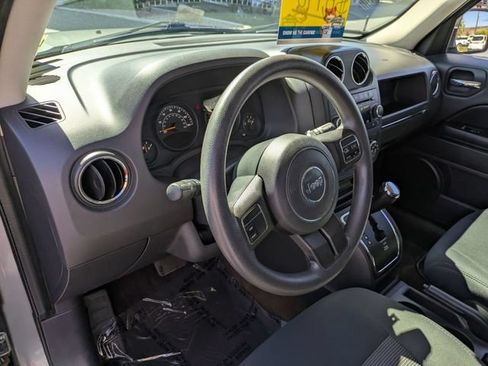 Used 2014 Jeep Patriot Sport w/ Power Value Group AWD/4WD image 16
