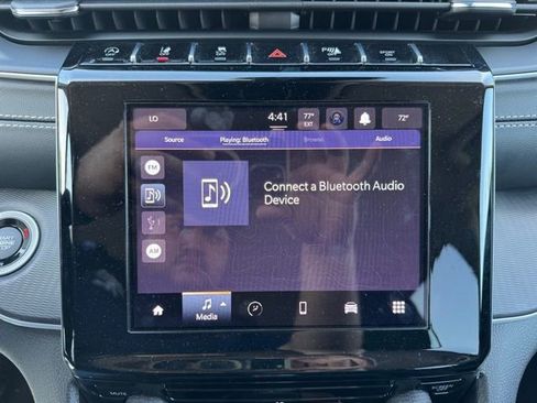 Used 2024 Jeep Grand Cherokee L Laredo AWD/4WD image 32