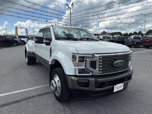 Used 2022 Ford F450 King Ranch w/ King Ranch Ultimate Package AWD/4WD image 15