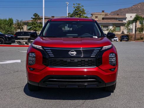 New 2026 Nissan Rogue SL image 9