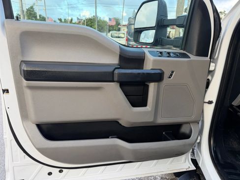 Used 2017 Ford F450 XL w/ Power Equipment Group AWD/4WD image 22