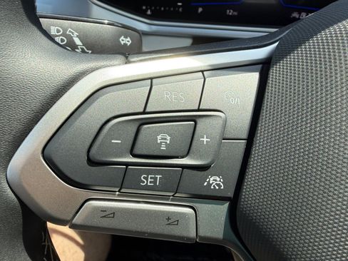 New 2026 Volkswagen Taos SE AWD/4WD image 15