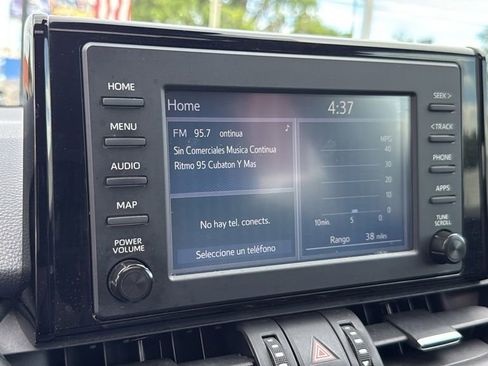 Used 2019 Toyota RAV4 XLE Premium FWD image 31
