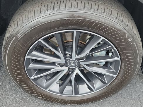 Used 2024 Lexus NX 250 FWD w/ Cold Area Package image 8