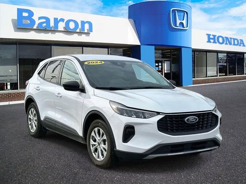 Used 2024 Ford Escape Active w/ Tech Pack #1 FWD image 1