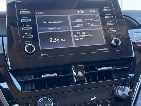 Used 2023 Toyota Camry SE image 17