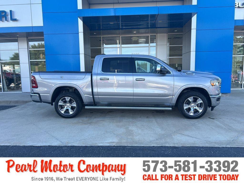 Used 2022 RAM 1500 Laramie AWD/4WD image 3