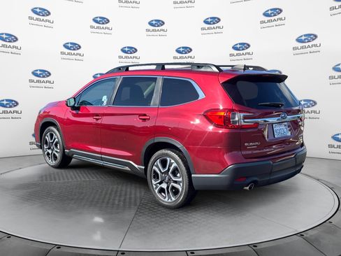 Used 2023 Subaru Ascent Limited AWD/4WD image 4