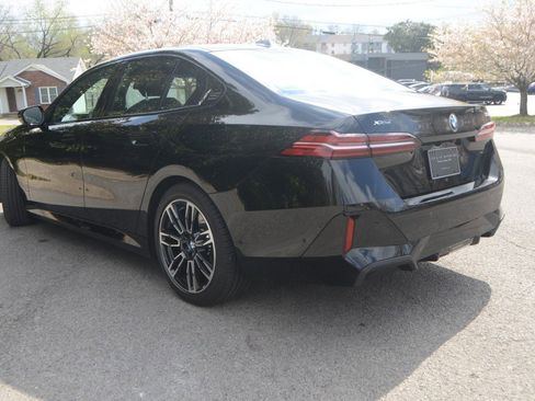 Used 2026 BMW 530i xDrive 530i xDrive M-Sport ($69,800) image 23