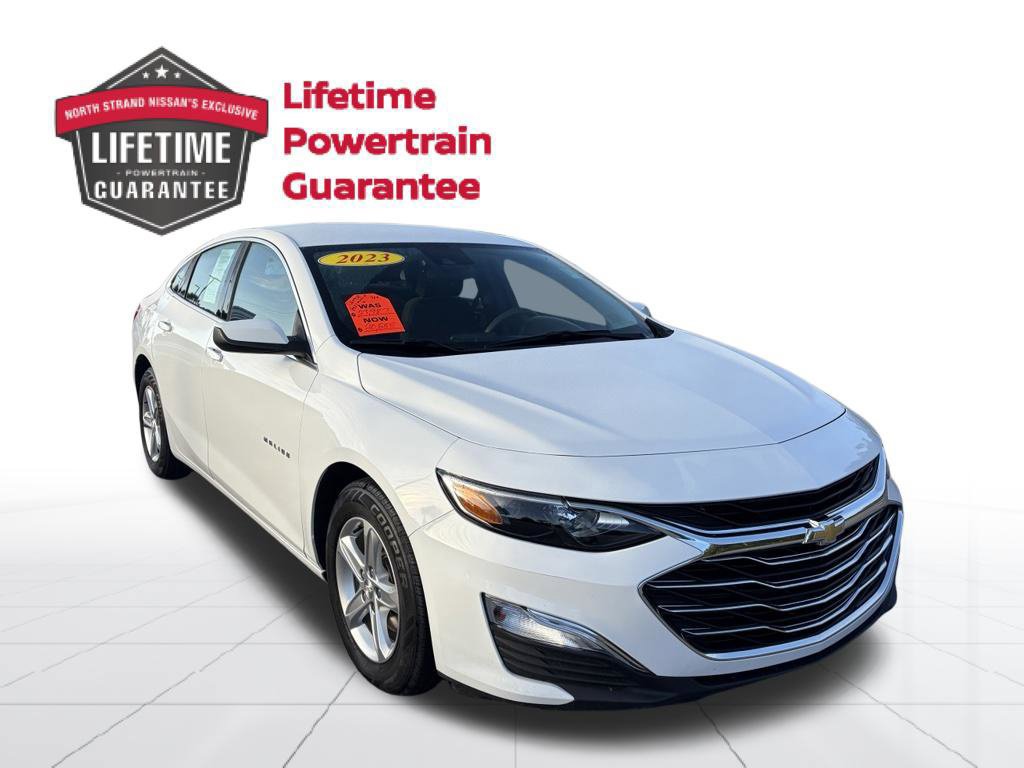 Used 2023 Chevrolet Malibu LS w/ Driver Confidence Package FWD image 9