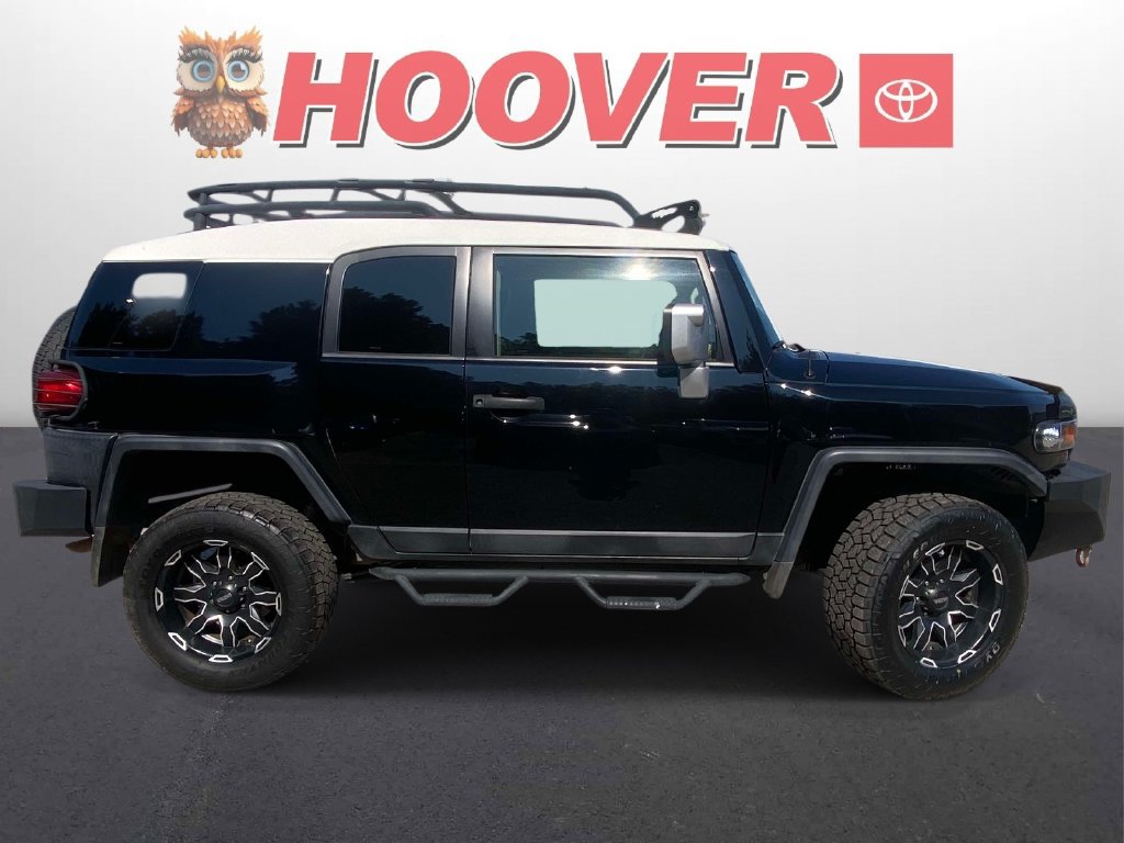 Used 2014 Toyota FJ Cruiser 4WD w/ Upgrade Package image 2