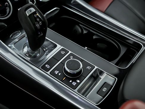 Used 2020 Land Rover Range Rover Sport HST AWD/4WD image 38