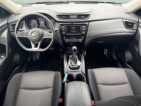 Used 2018 Nissan Rogue SV AWD/4WD image 13