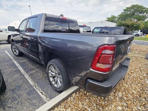 Used 2023 RAM 1500 Laramie AWD/4WD image 3